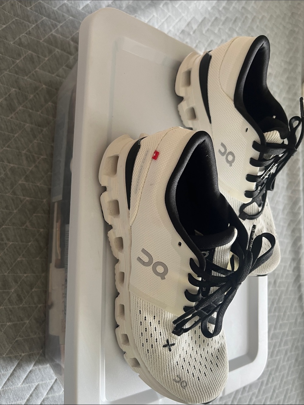 On Cloud X Women’s Size 7.5 — Like New — Worn Once — Training/RUN Sneakers - Picture 4 of 6